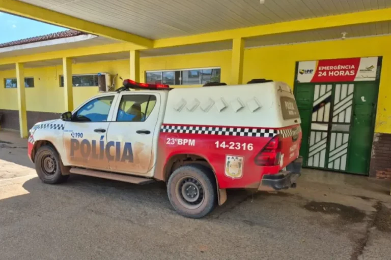 Na imagem em destaque, uma guarnição da PM