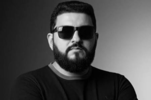 Na imagem em destaque, o DJ Hnery Hyt