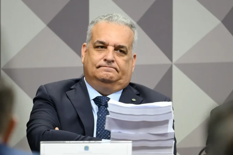 Alfredo Gaspar, vice de Flávio Bolsonaro