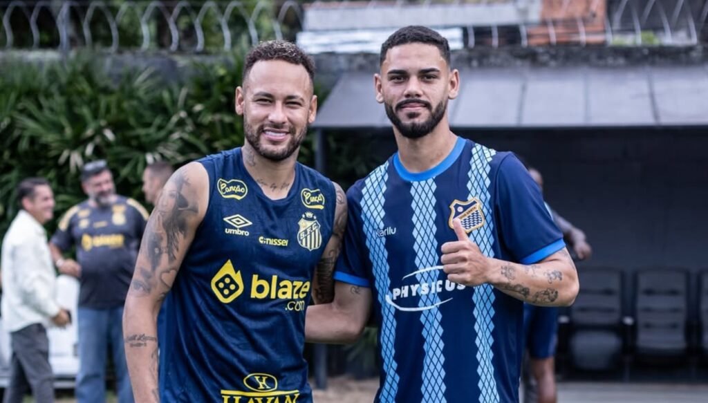 Paysandu encaminha anúncio de lateral que já treina com o elenco