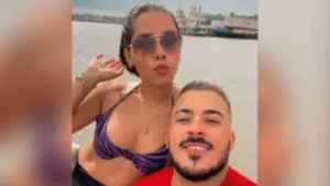 yasmin e lucas na lancha em belém