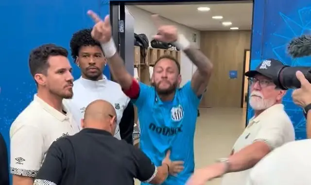 neymar em confusão no mangueirão
