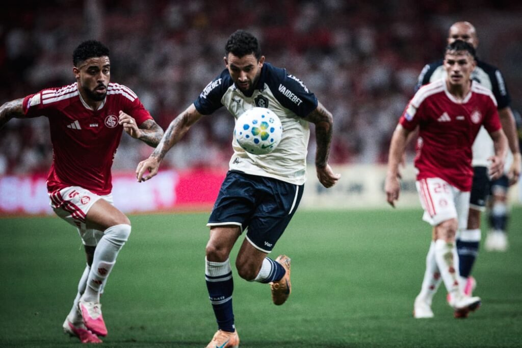 Remo perde mais uma e segue na zona de rebaixamento do Brasileirão