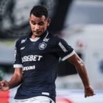 Remo empata com o Coritiba e segue em situação delicada no Brasileirão