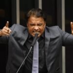 Ministro Ricardo Villas Bôas Cueva negou pedido de reconsideração apresentado pelo ex-deputado paraense, mantendo decisão que impede candidatura nas eleições de 2026