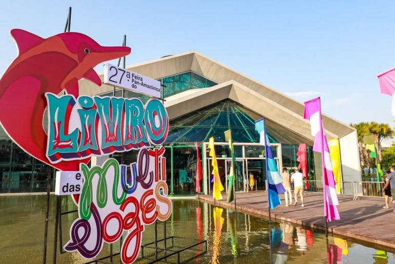 A 29ª edição do evento será realizada no Hangar até 6 de setembro e terá cerca de 100 mil livros, shows, debates, espetáculos e encontros com escritores.