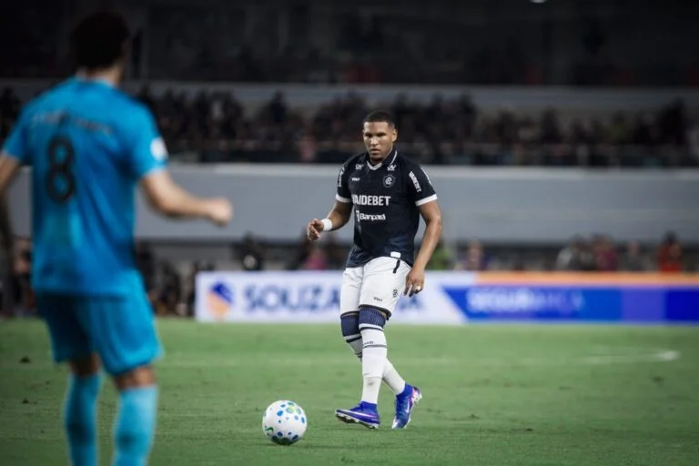 Azulinos recebem o Galo neste sábado (8), pela 22ª rodada da Série A; equipe paraense vem de duas vitórias consecutivas como mandante no Brasileirão.