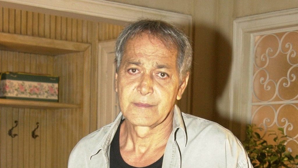 Artista teve uma carreira de mais de 50 anos e fez parte do primeiro elenco da TV Globo; família informou que morte ocorreu por causas naturais