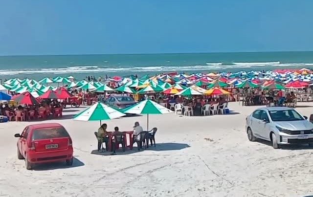 Praia do Atalaia, em Salinas
