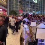 Apresentação especial no Parque Shopping celebrou a Independência do Brasil e levou um dos maiores sucessos de Joelma ao repertório