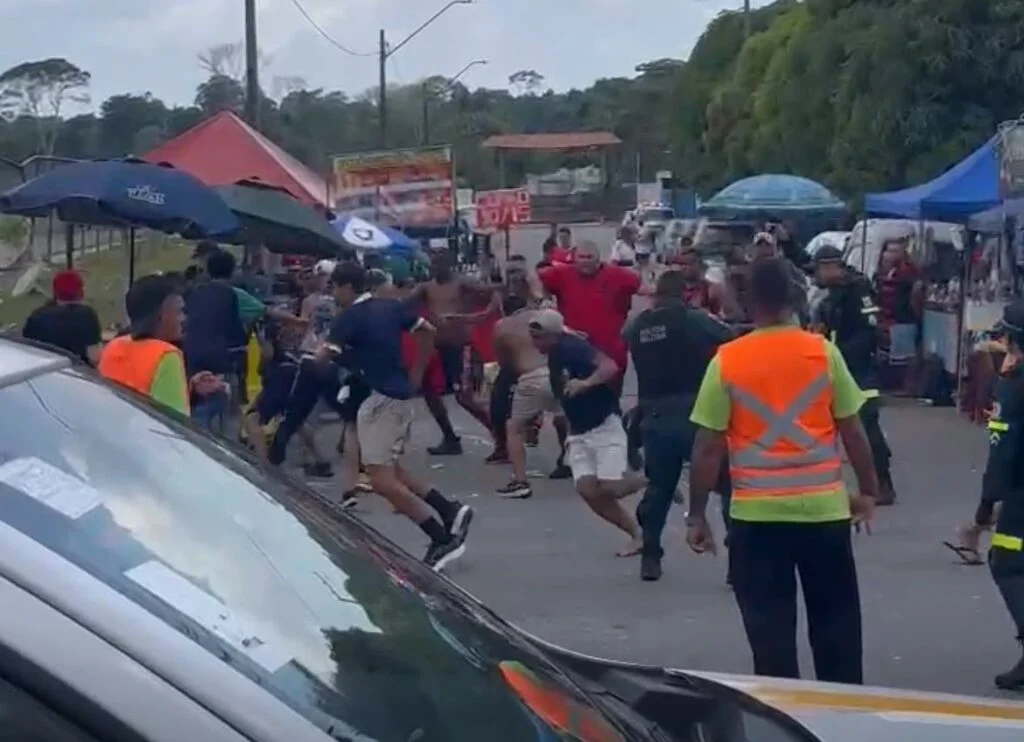 Torcidas de Remo e Flamengo entram em confronto antes de jogo no Mangueirão