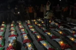 Entre as vítimas estão 70 crianças; corpos foram retirados de edifícios atingidos durante a ofensiva israelense