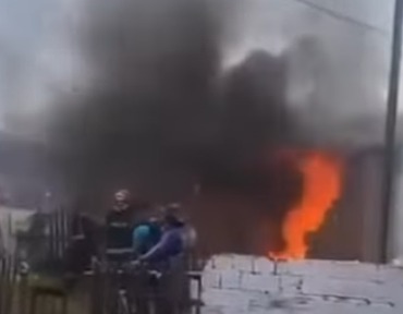 Fogo mobilizou o Corpo de Bombeiros nesta quarta-feira (9), no bairro São José; ninguém ficou ferido na ocorrência