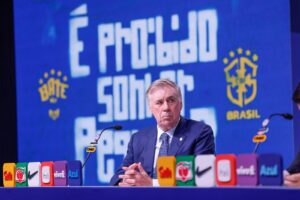 Ancelotti prioriza jovens e prepara nova geração: "Sem pressa"